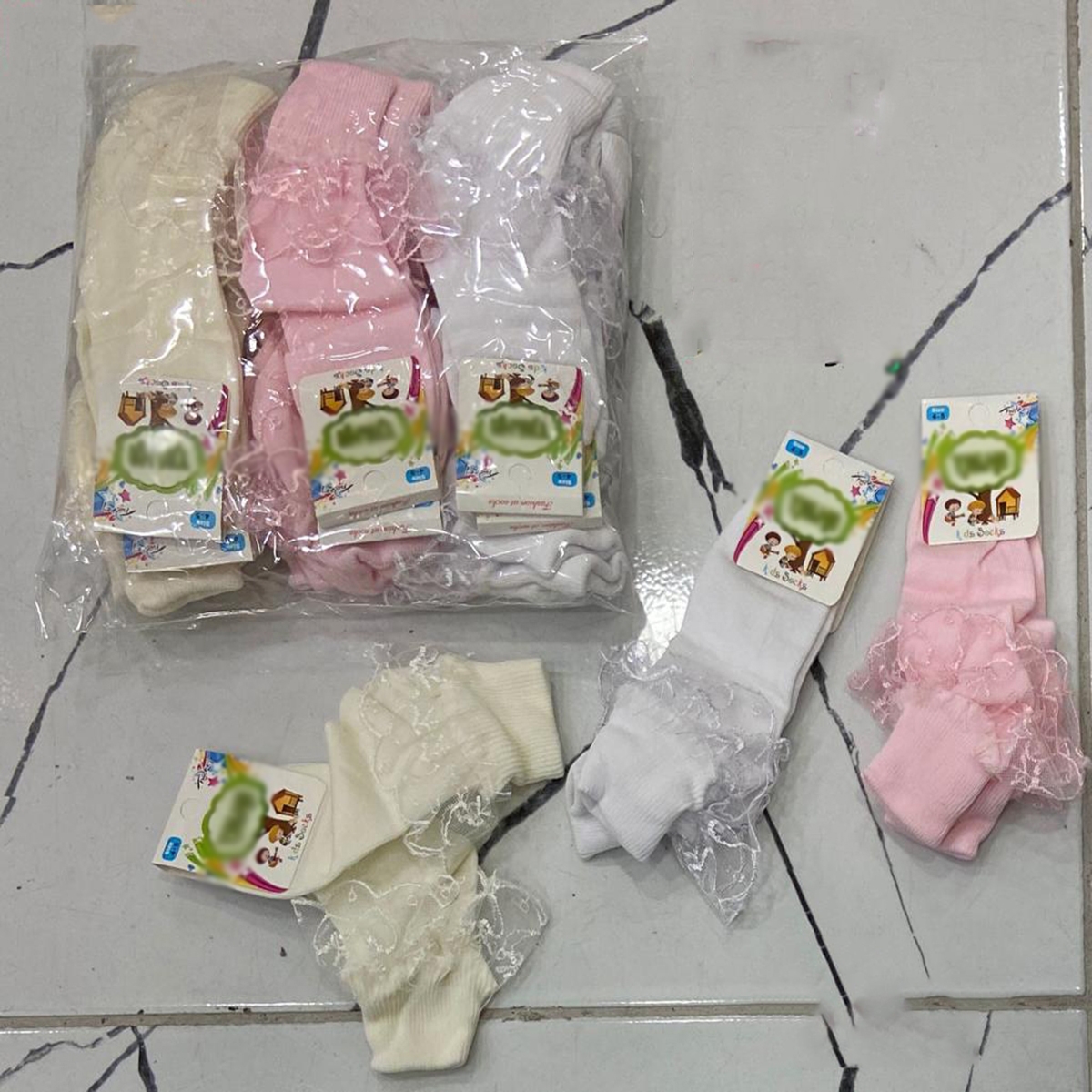 LÜKSE DANTELLİ ÇORAP 