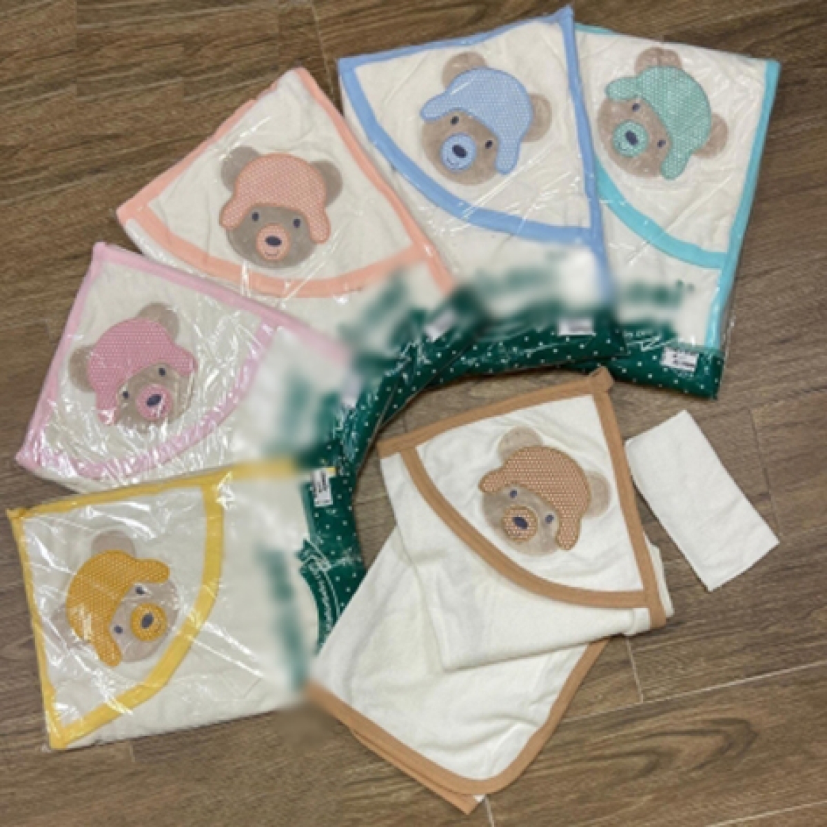 UNISEX ÖRME HAVLU PELUŞ NAKIŞLI HAVLU 24-24  AY