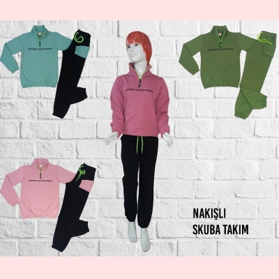Açık pembe